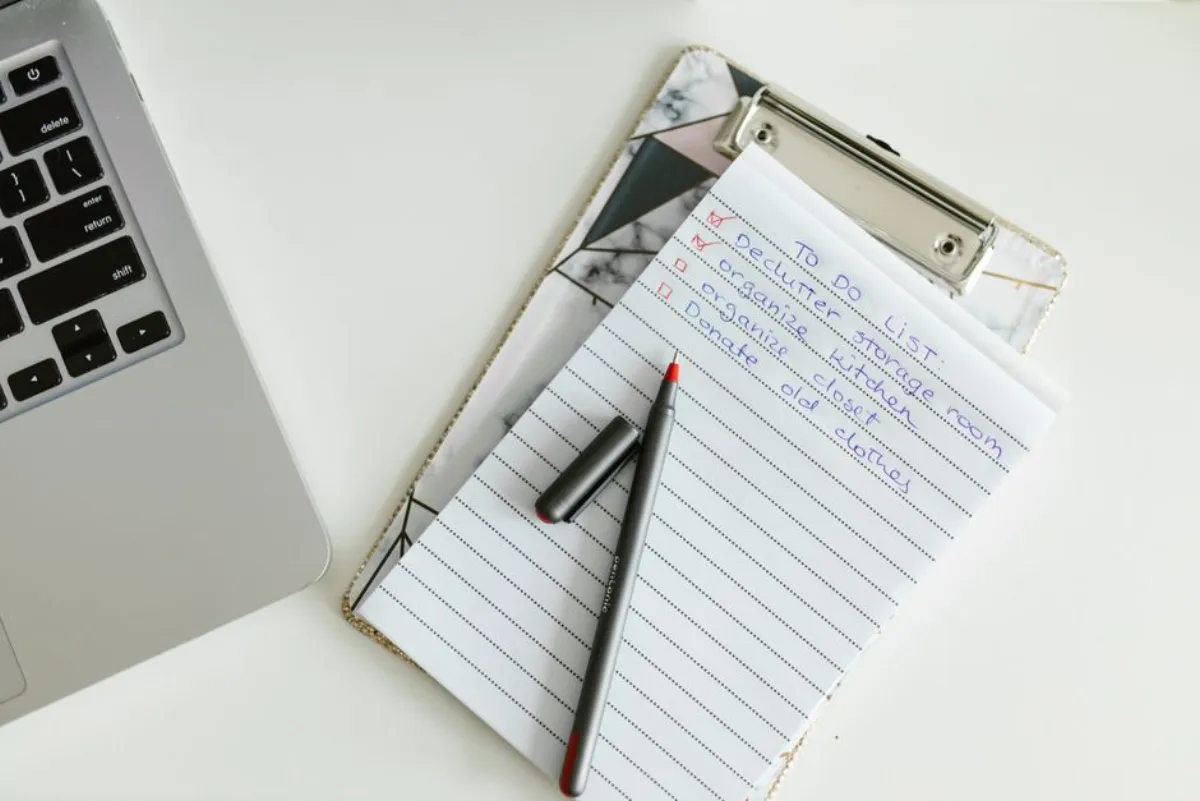 checklist desk